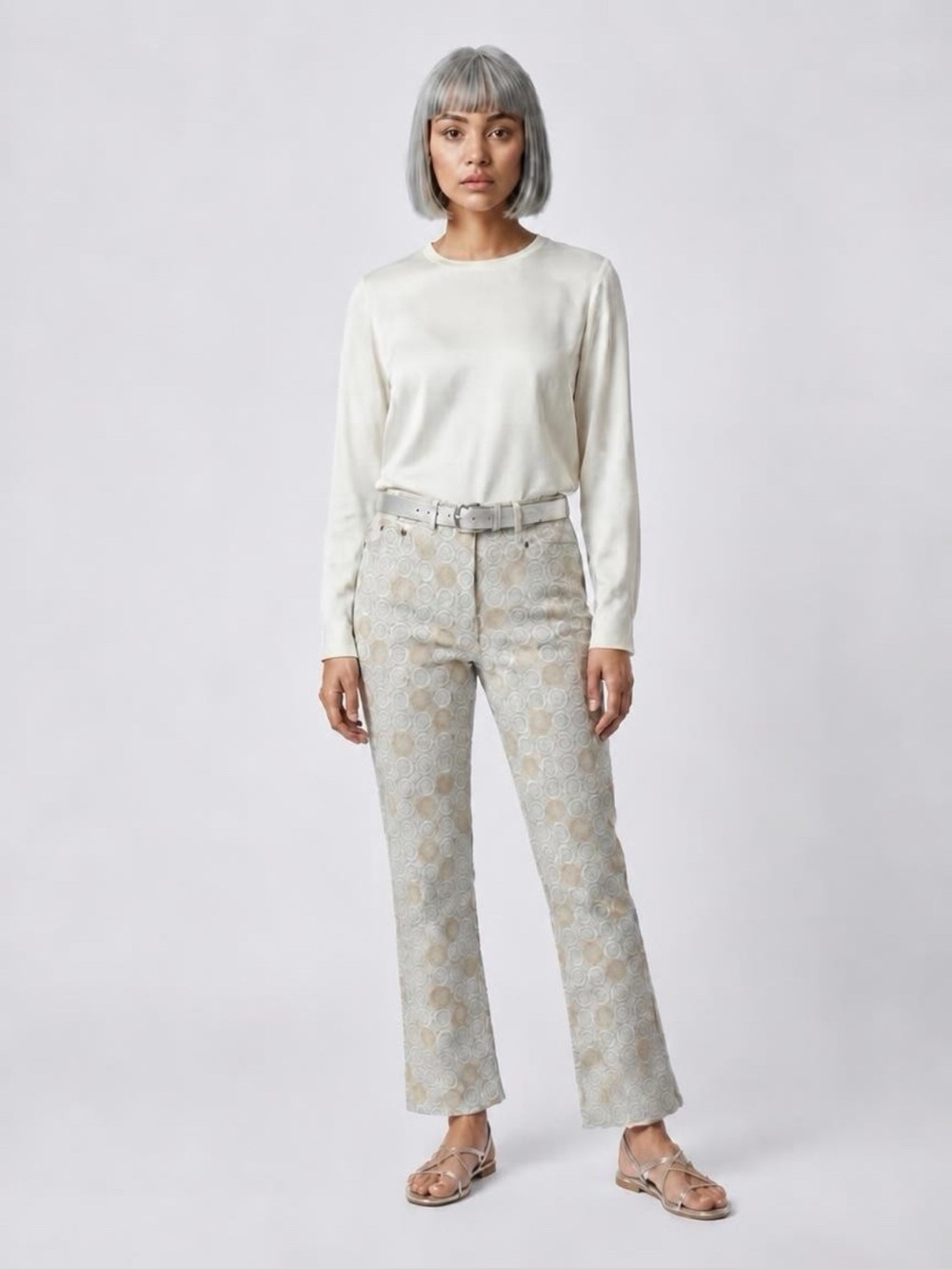 Valentino Jeans 5 pocket pants, lt blue, tan circles, cropped, hem slits, 26,GUC - Picture 2 of 13